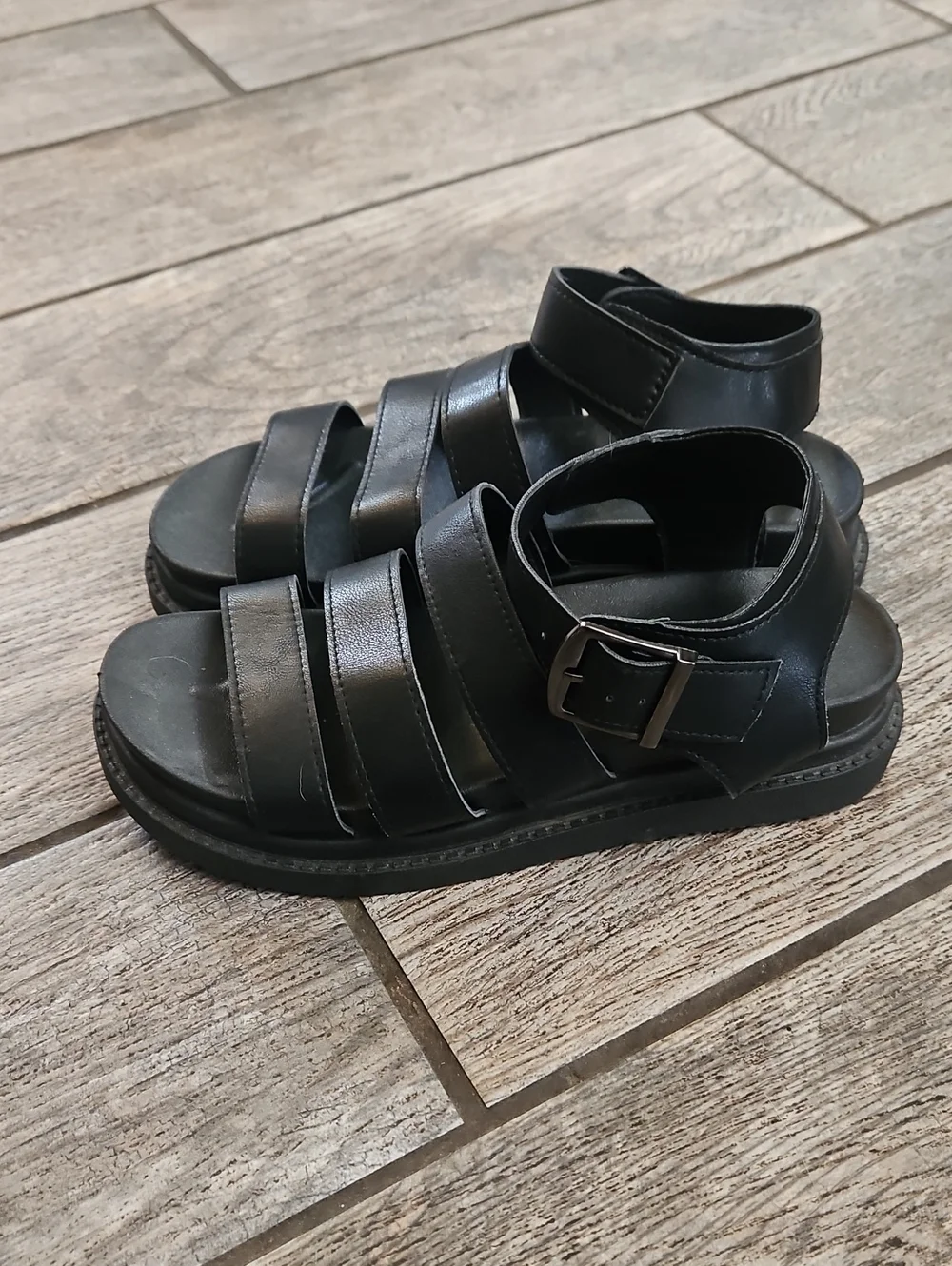 Black Strappy Platform Sandals Size 8.5 (39)